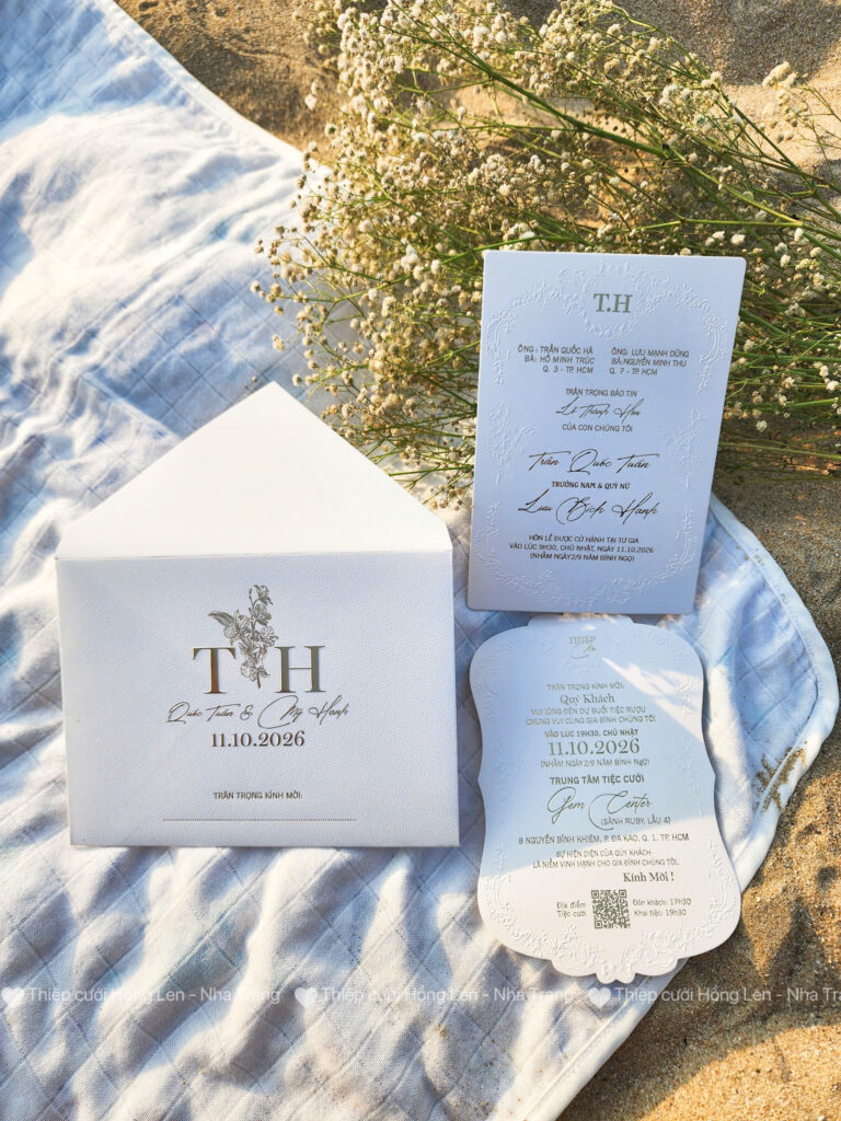 Thiệp cưới HL20